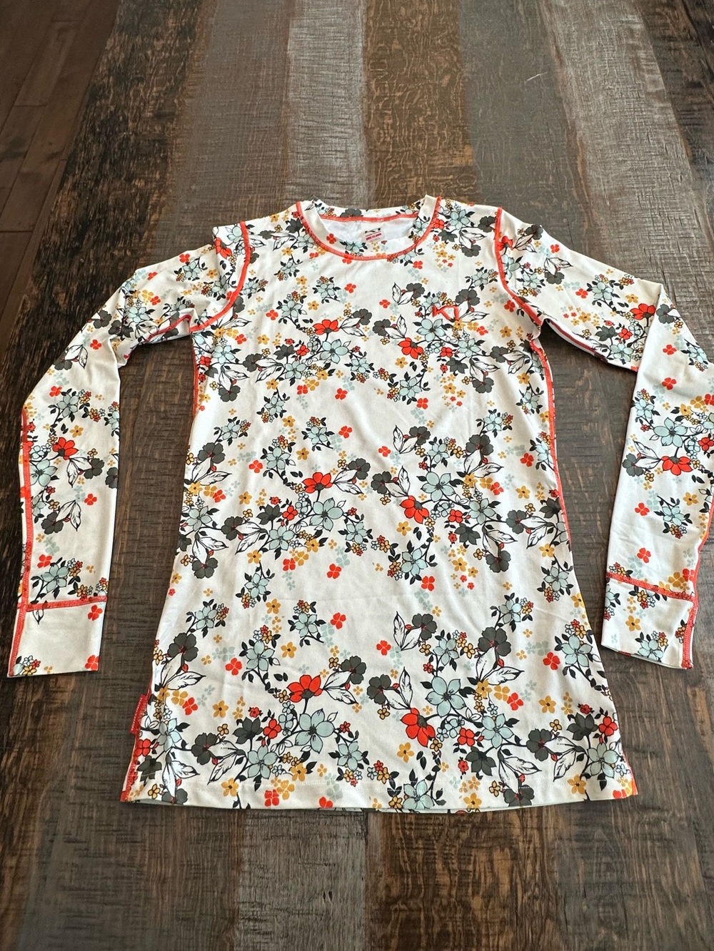Kari Traa Floral Base Layer LS top Size Small
